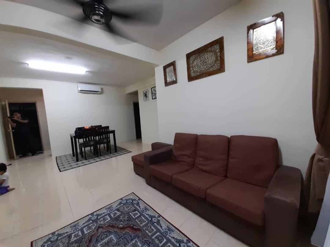 Dhuha Homestay @ Seri Alam Masai , Johor Exterior photo