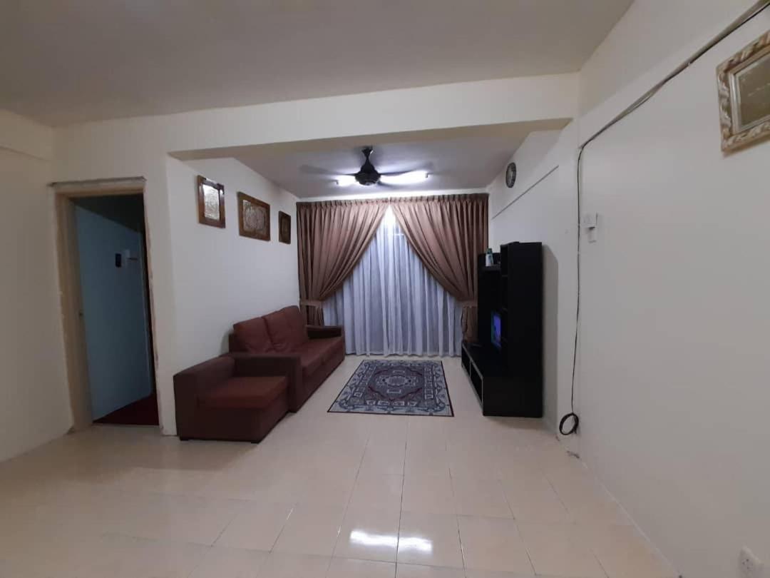 Dhuha Homestay @ Seri Alam Masai , Johor Exterior photo