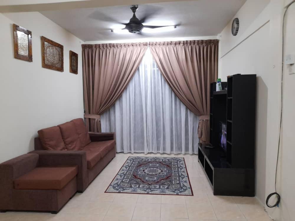 Dhuha Homestay @ Seri Alam Masai , Johor Exterior photo