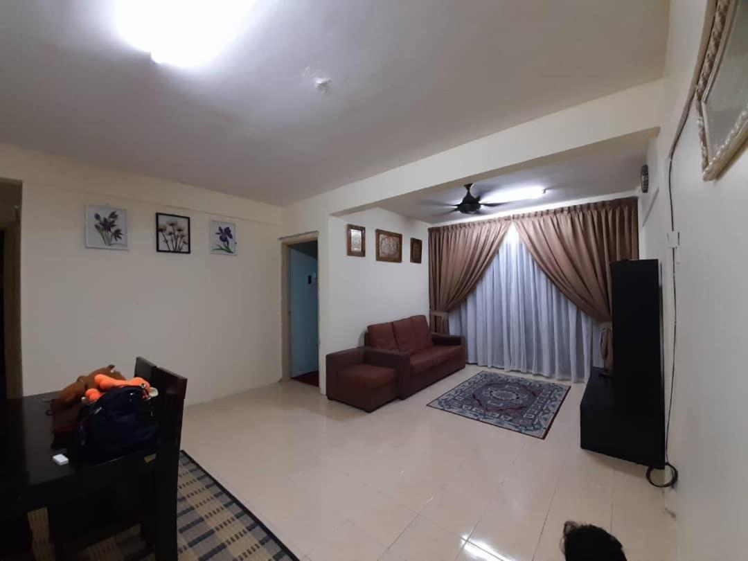 Dhuha Homestay @ Seri Alam Masai , Johor Exterior photo